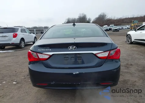 2013 Hyundai Sonata Gls z USA, uszkodzony, nr VIN 5NPEB4AC3DH583754